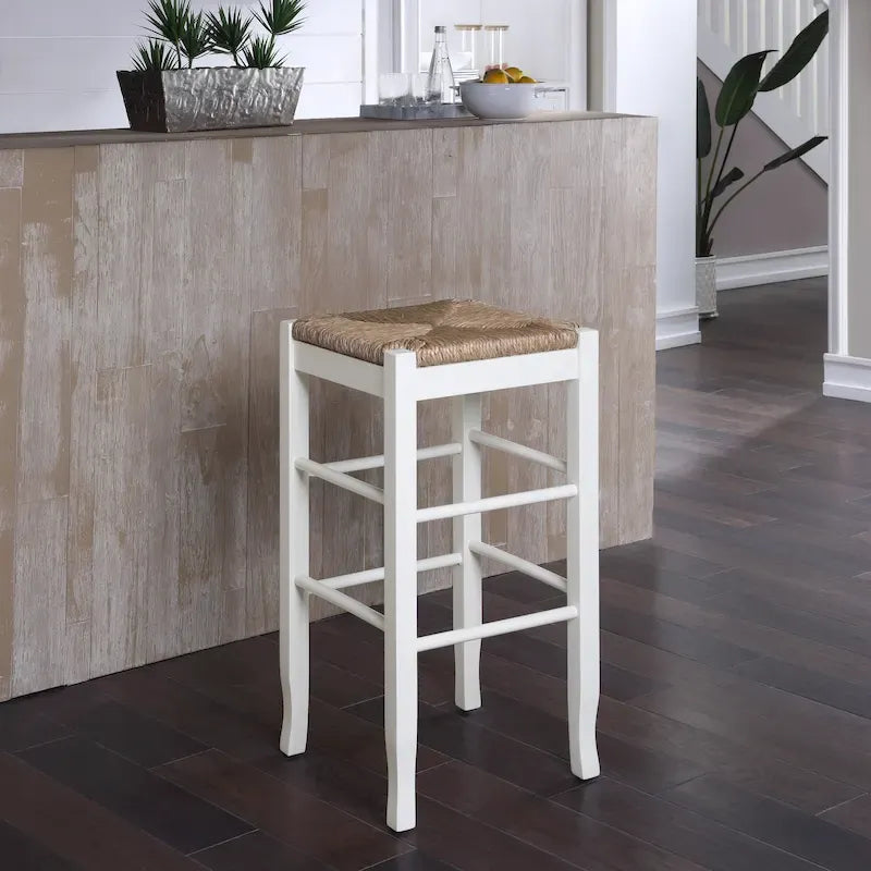 Tabouret de bar carré de 74 cm à assise en jonc tressé, cadre en bois massif avec double barre d'écartement, style rustique