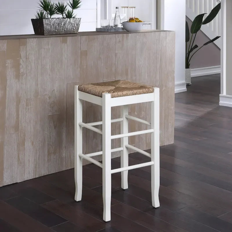 Tabouret de bar carré de 74 cm à assise en jonc tressé, cadre en bois massif avec double barre d'écartement, style rustique