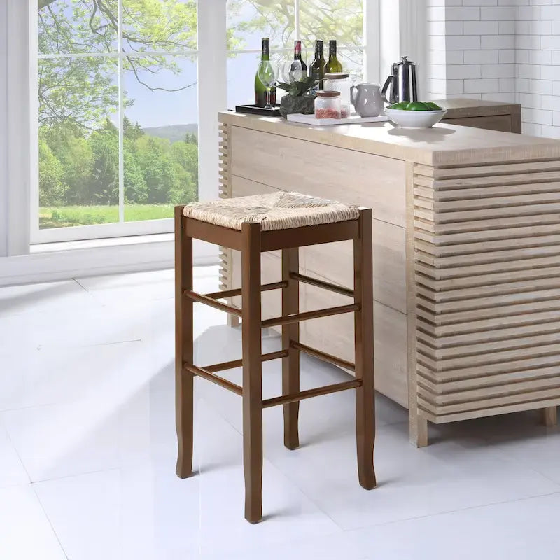 Tabouret de bar carré de 74 cm à assise en jonc tressé, cadre en bois massif avec double barre d'écartement, style rustique