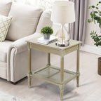 Table d'appoint crème avec étagère inférieure en rotin, silhouette épurée, plusieurs options de couleurs, accent polyvalent